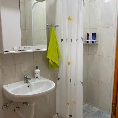 Jelica Free Parking *