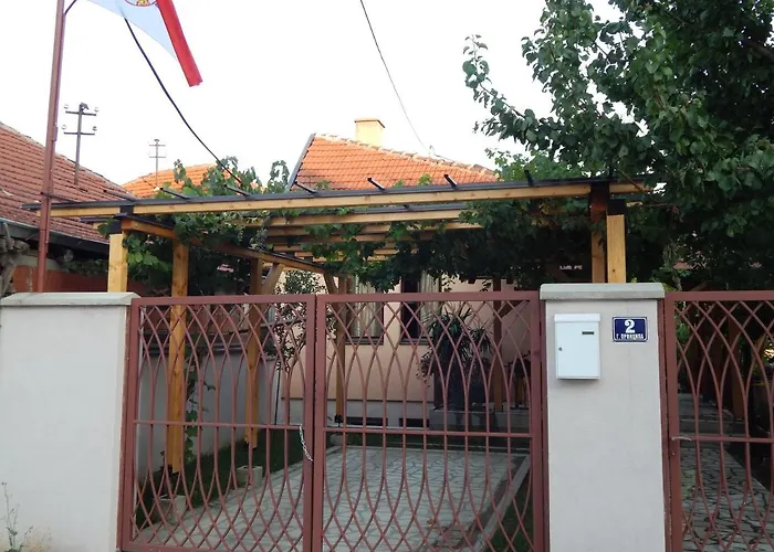 Jelica Free Parking Apartment