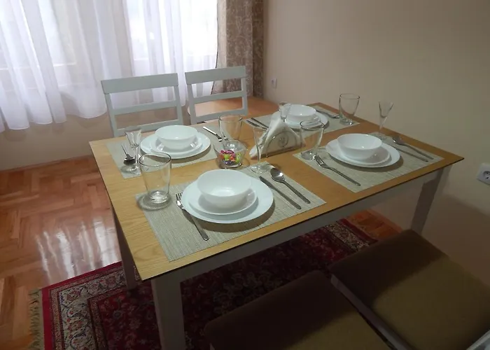 Jelica Free Parking * Vranje