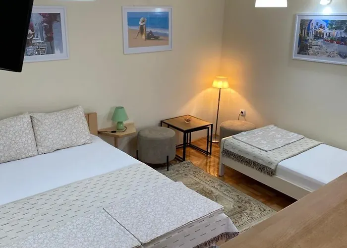 Jelica Free Parking *